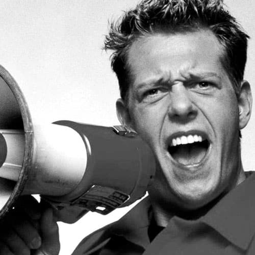 Klassens Tykke Dreng komiker, vært, konferencier