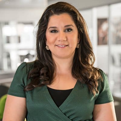 Simi Jan komiker, vært, konferencier