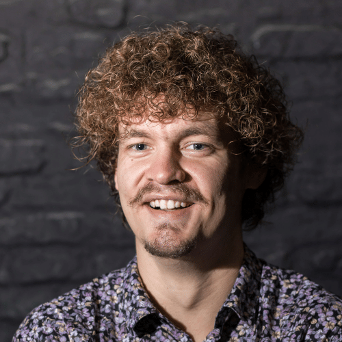 Simon Væver komiker, vært, konferencier