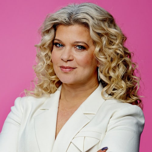 Sara Bro stand-up komiker, vært, konferencier